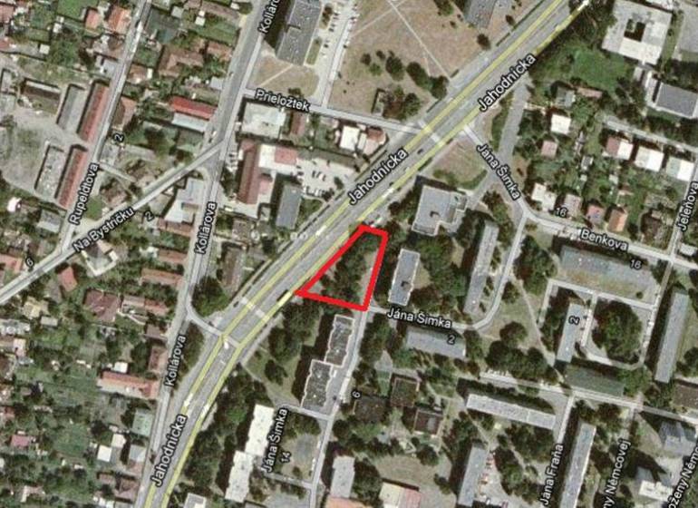 Satellite image of commercial properties in Martin, outlined in red.