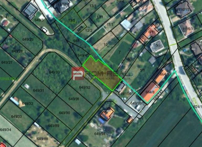 Cadastral map in Budmerice on Poľná Street, indicating plots - residential.