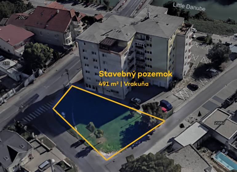 Building plot of 491 m² in Vrakuňa on Hradská Street near the Little Danube.