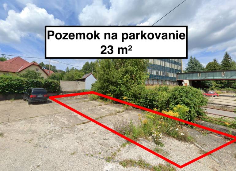 Parking lot in Handlová on Štrajková Street, commercial area 23 m².