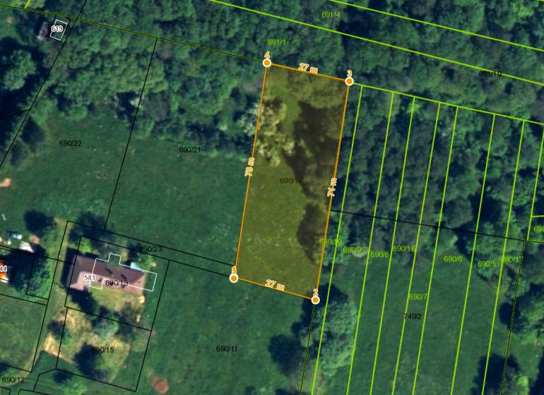 Aerial view of recreational plots in Veľká Lehota with parcel markings.