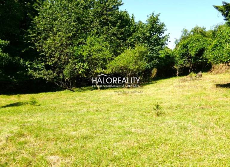 Lands - housing in Pernek, forested area and grassy meadow.