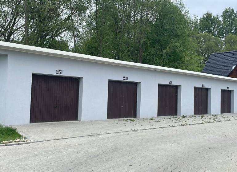 Garages for sale in Liptovské Kľačany with well-maintained surroundings.