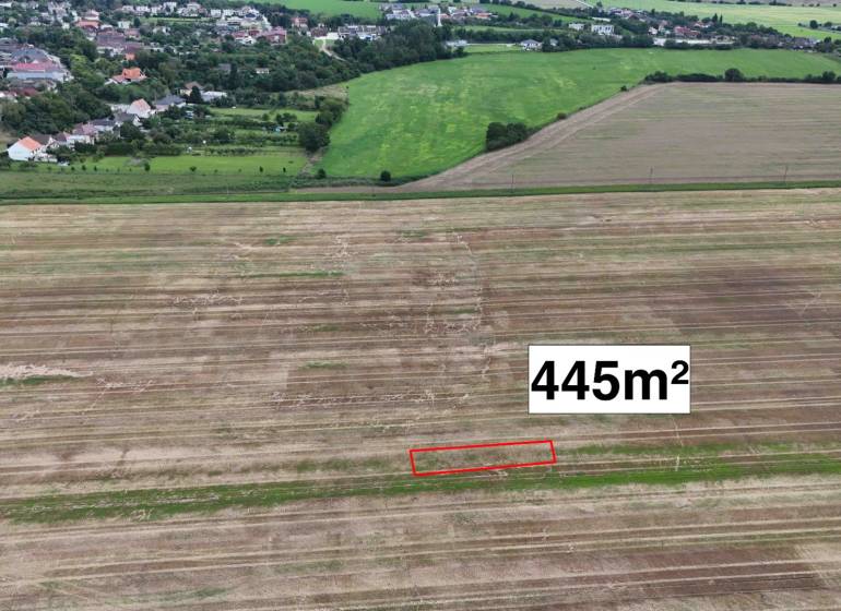 Agricultural and forest land in Nové Mesto nad Váhom with a highlighted plot of 445 m².