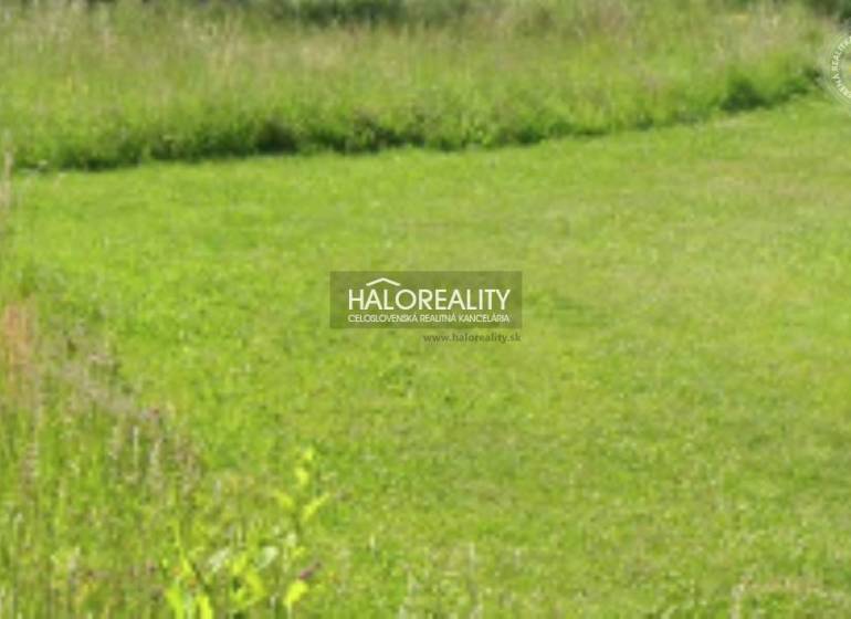 Green plot in Dulova Ves, suitable for living, surrounded by nature.