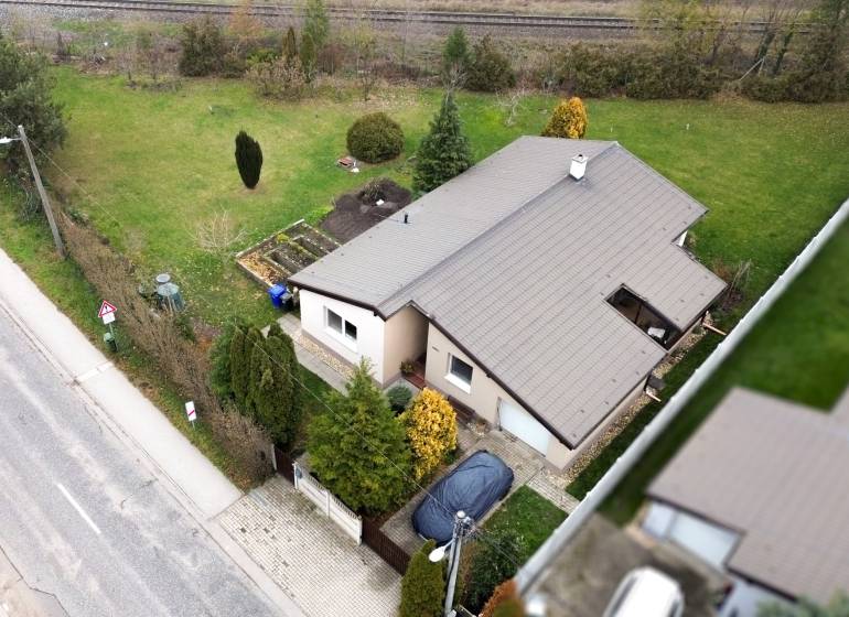 A family house on Hlavná Street in Kvetoslavov with a spacious garden and a garage.
