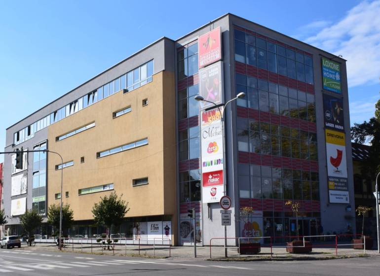 Building in Komárno on Komárno Street with multiple offices and commercial spaces.