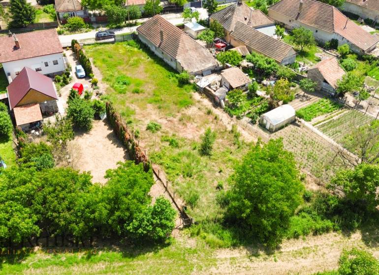 2 - 2025-06-03T152316.948.jpg