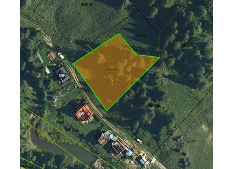 Land for sale in Litmanová, recreational plots surrounded by forest and close to houses.