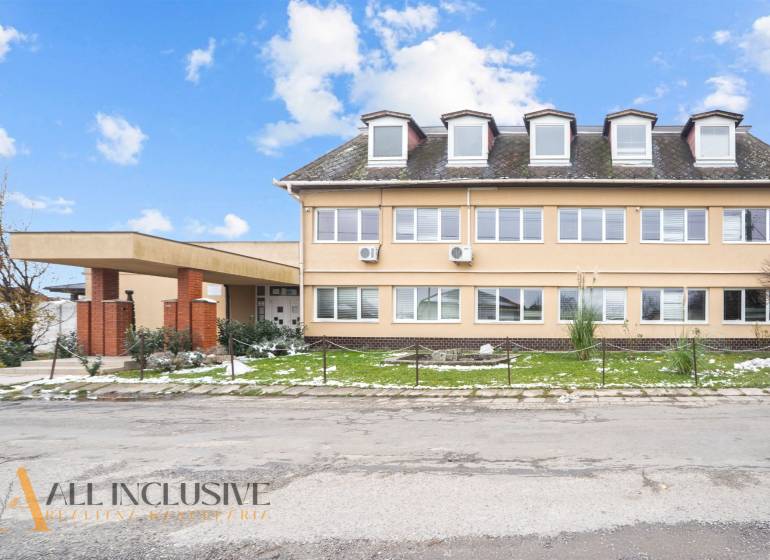 3 - 2025-12-09T103234.271.jpg