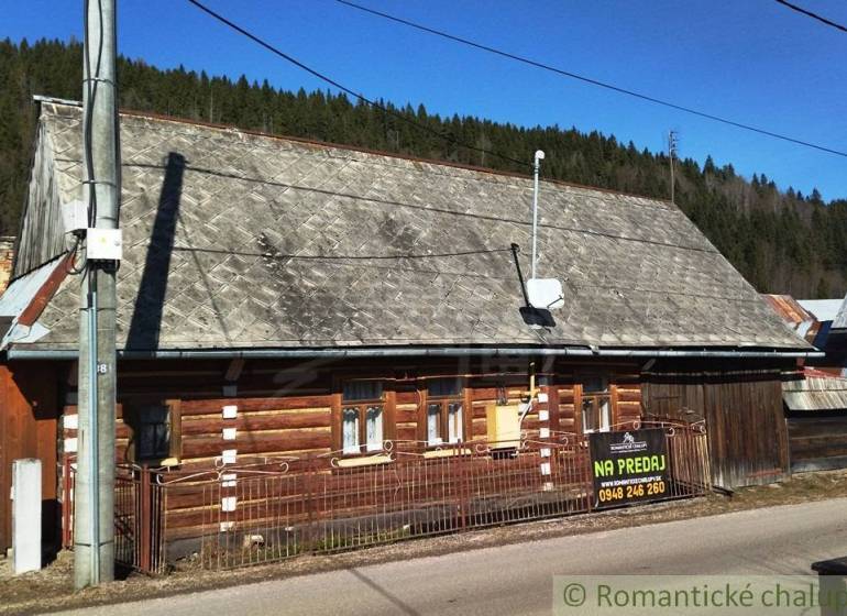 Family house in Osturňa with wooden elements and shingle roof for sale.