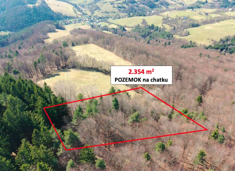 Agricultural and forest land in Lysá pod Makytou, bordered by a section of forest, ideal for a cottage.