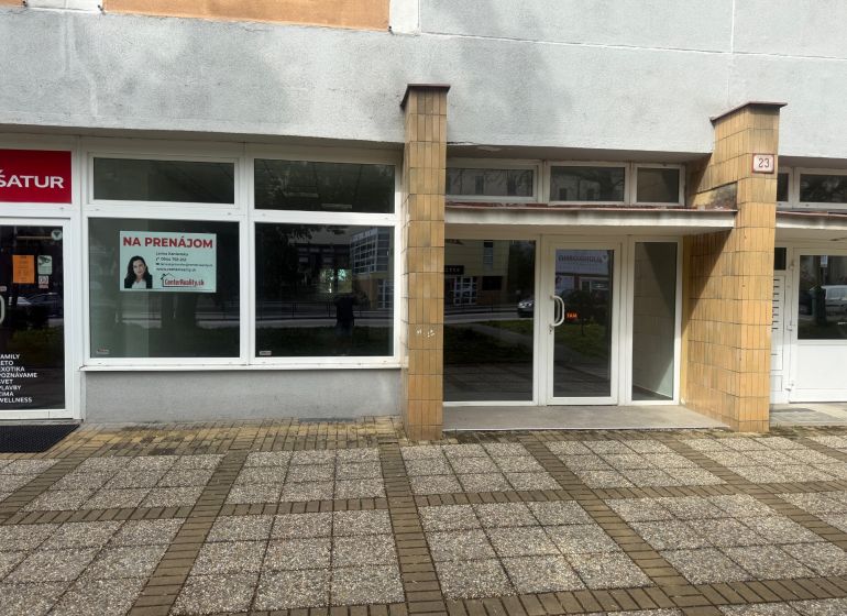 Commercial premises on A. Hlinka Street in Prievidza, available for rent.