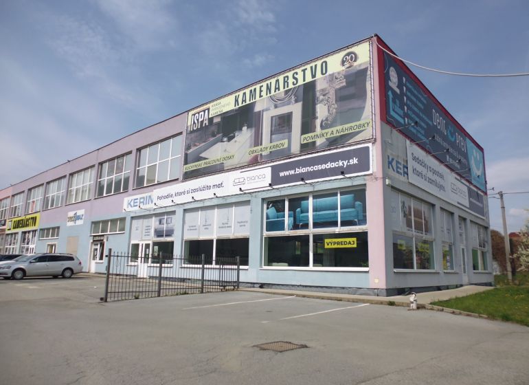 Commercial premises at Masarykova 22 in Prešov, offering various services and products.