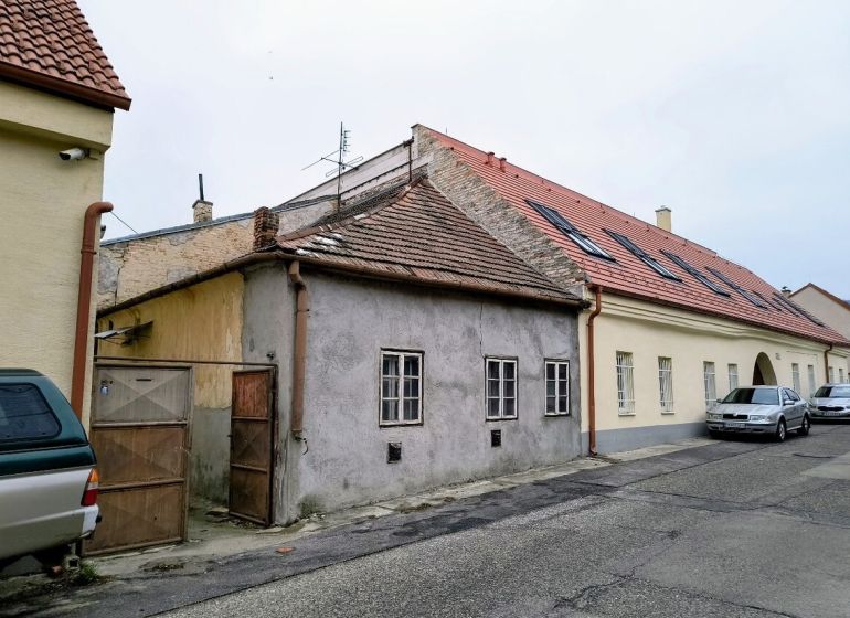 187469287.jpg