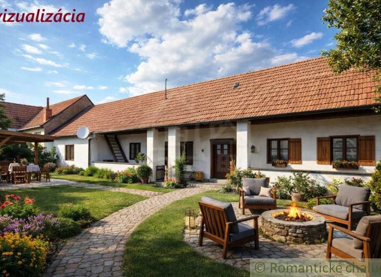 Rustic cottage in Šahy with an inner courtyard, garden, and seating area by the fire pit.
