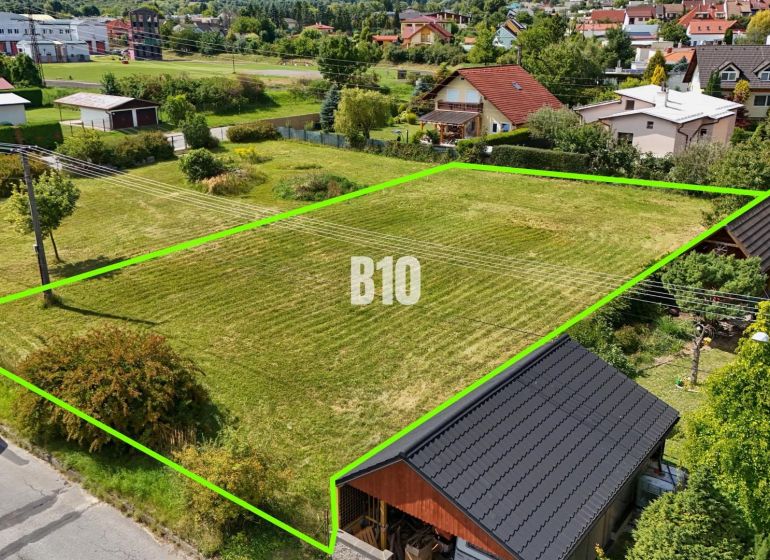 Plots for residential purposes in Martin offer spacious options for construction.