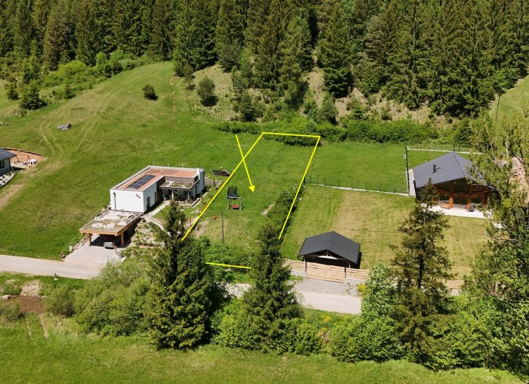Plots - housing in Rajecká Lesná surrounded by forest, ideal for building a house.