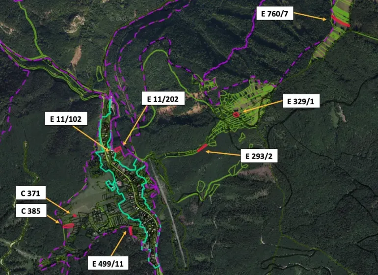 Aerial view of agricultural and forest land near Dolný Harmanec with marked parcels.