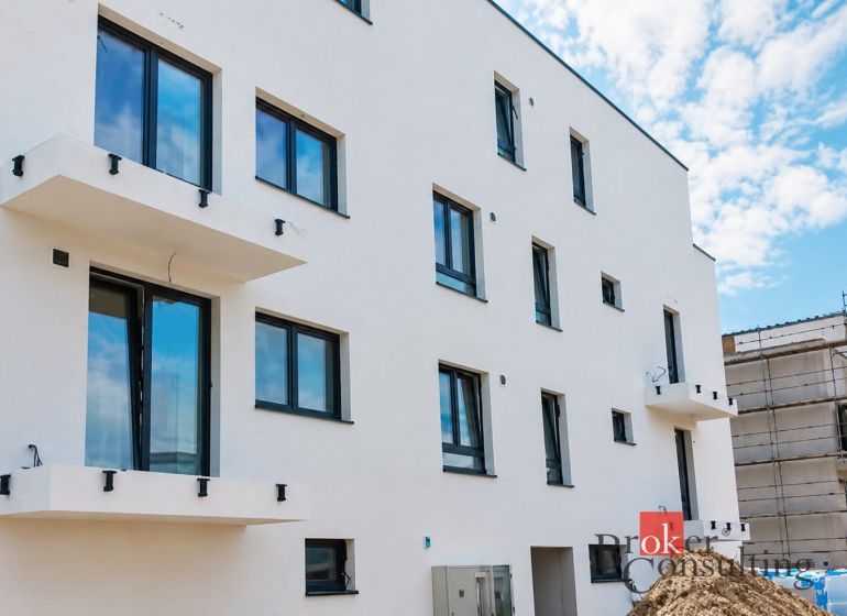Residential construction on Cementárenská Street in Stupava offers a future 2-room apartment.