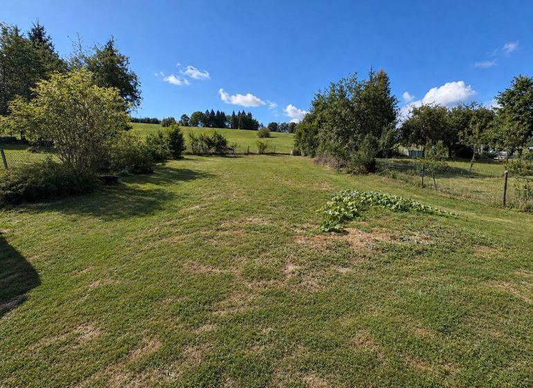 Beautiful natural scenery for residential plots in Vlachy, ideal for construction.