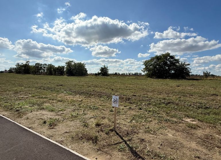 Building plot in Nová Dedinka on Bernolákova Street for a family house surrounded by nature.
