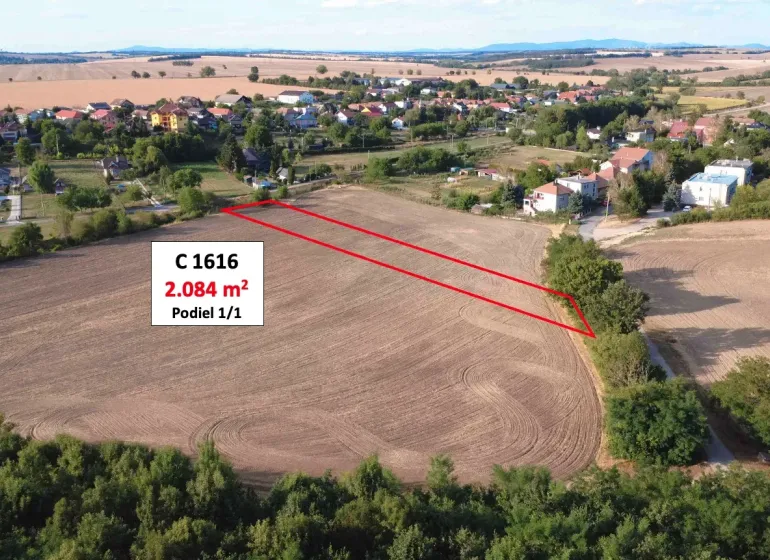Agricultural and forest land in the village of Podhájska, with an area of 2,084 m².