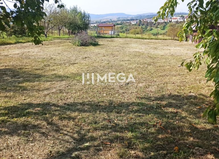 A residential plot in Humenné offers a natural environment and views of the surrounding hills.