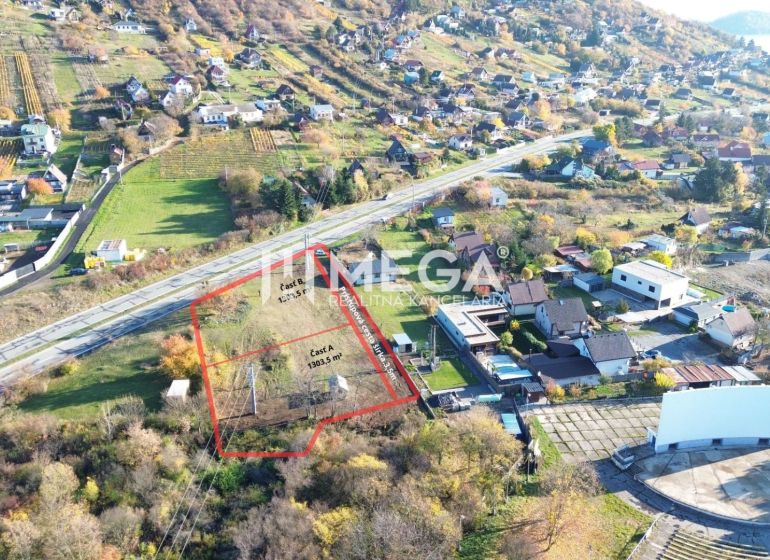 Vinné offers residential plots with views of the picturesque landscape and surrounding buildings.
