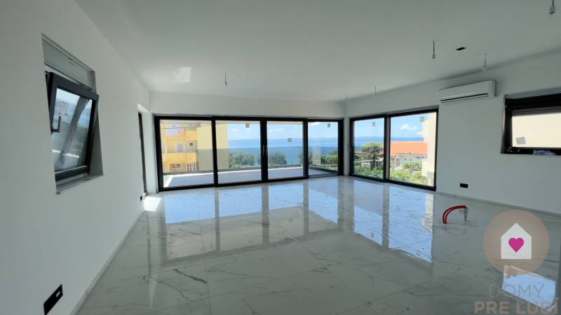 Living room_apartment for sale_Kožino