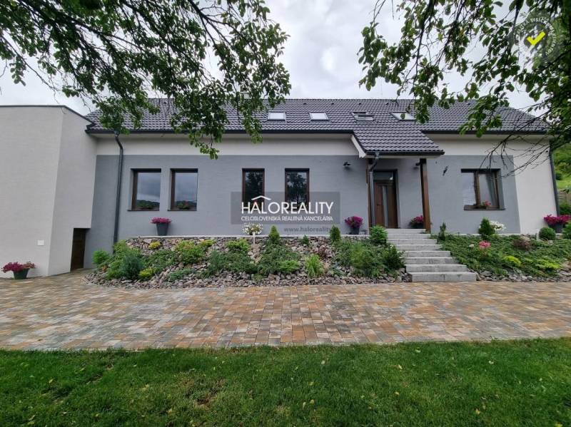 Brehy Family house Sale reality Žarnovica