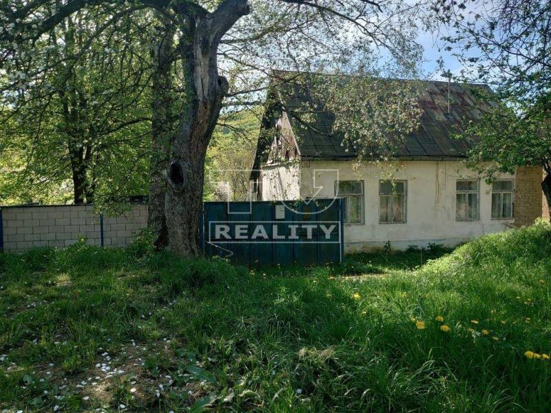 Moravské Lieskové Cottage Sale reality Nové Mesto nad Váhom