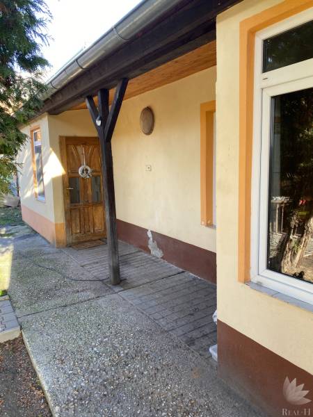 Real - H,s.r.o. ponúka na predaj rodinný dom Dunajská Streda
