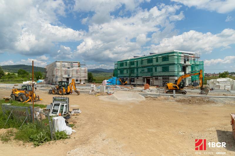 Sale Apartments building, Apartments building, Limbašská cesta, Pezino