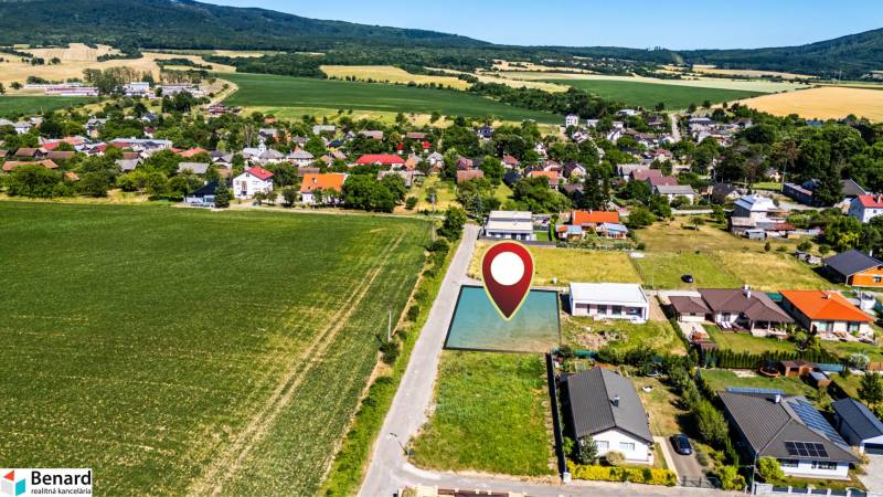 Residential plots in Nižná Kamenica with a view of the surrounding countryside.