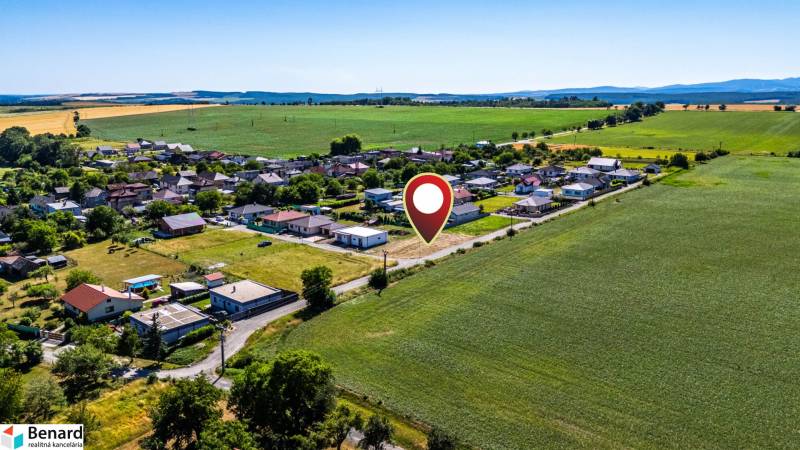 The locality Nižná Kamenica offers beautiful plots for living with a view of nature.