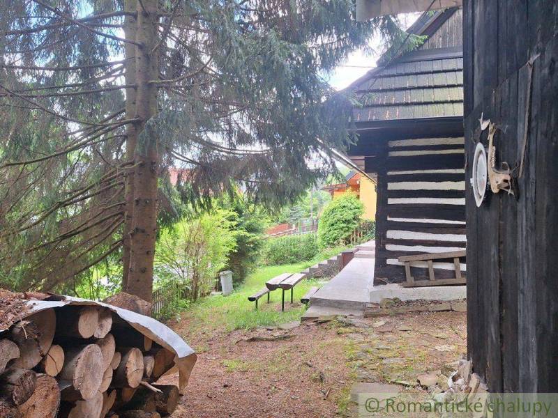 A wooden family house surrounded by nature and wood in Ružomberok.
