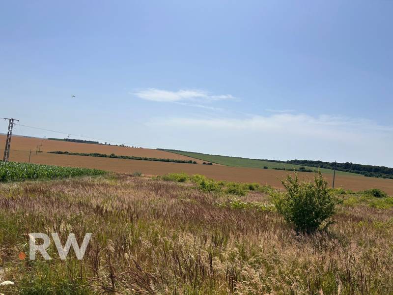 A view of the vast fields in Cabaj-Čápor designated for housing.