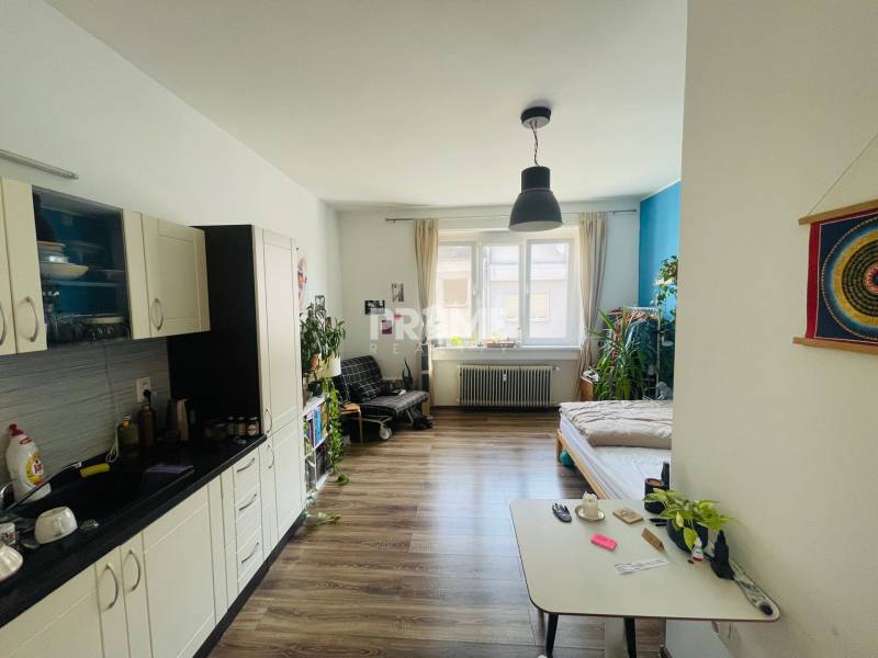 Bratislava - Staré Mesto Single studio Sale reality Bratislava - Staré Mesto