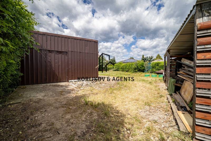 Grassy plot with a metal structure on Svetlá Street, Košice - Barca district. Land - residential.