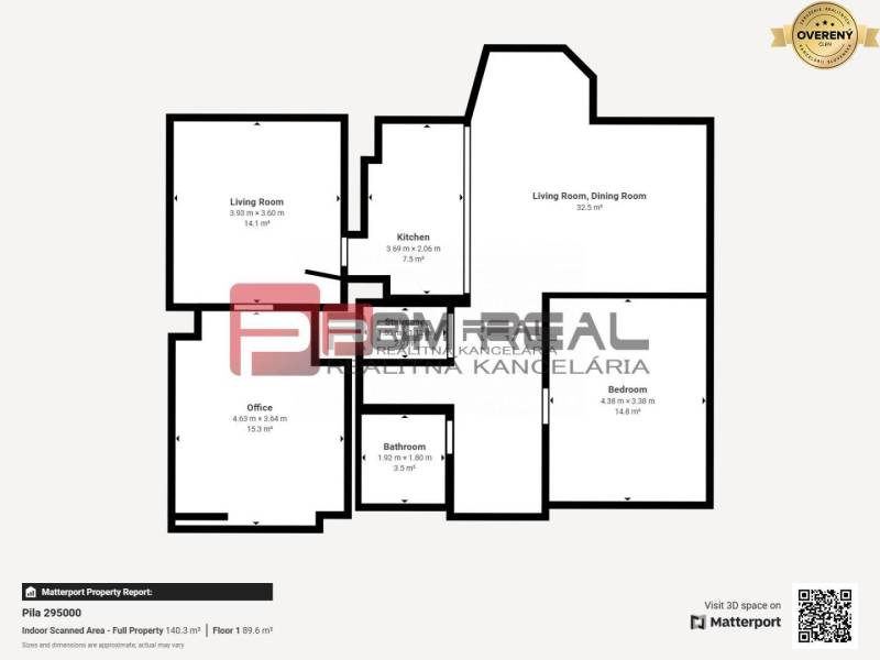 Floor plan of a family house in Píla with a kitchen, living room, dining room, study, and bathroom.