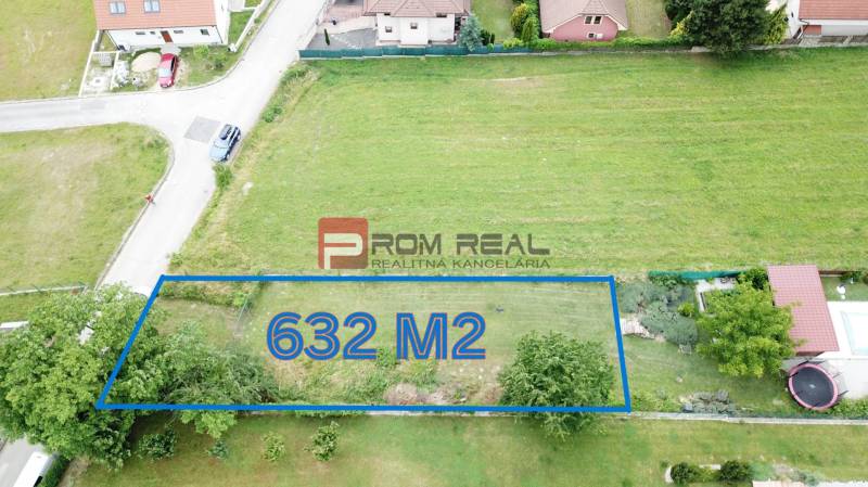 Aerial view of a 632 m² residential plot in Marianka on Na Tálkoch street.