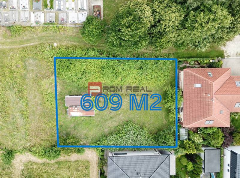 A residential plot with an area of 609 m² on Na Tálkoch Street in Marianka.