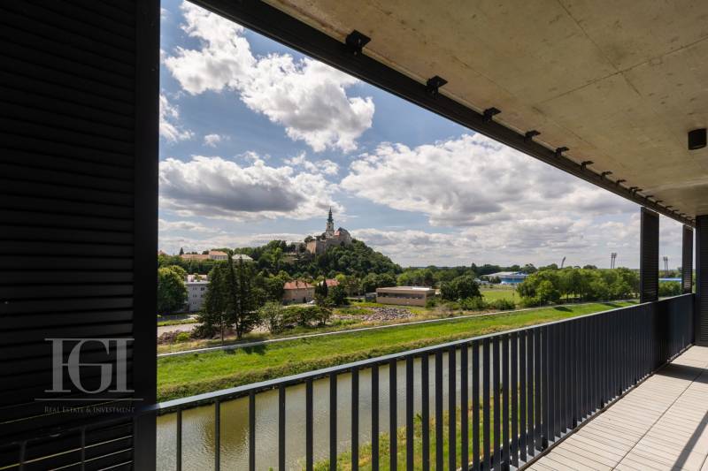 View from the balcony of a 3-room apartment on Napervillská Street in Nitra with the castle complex.