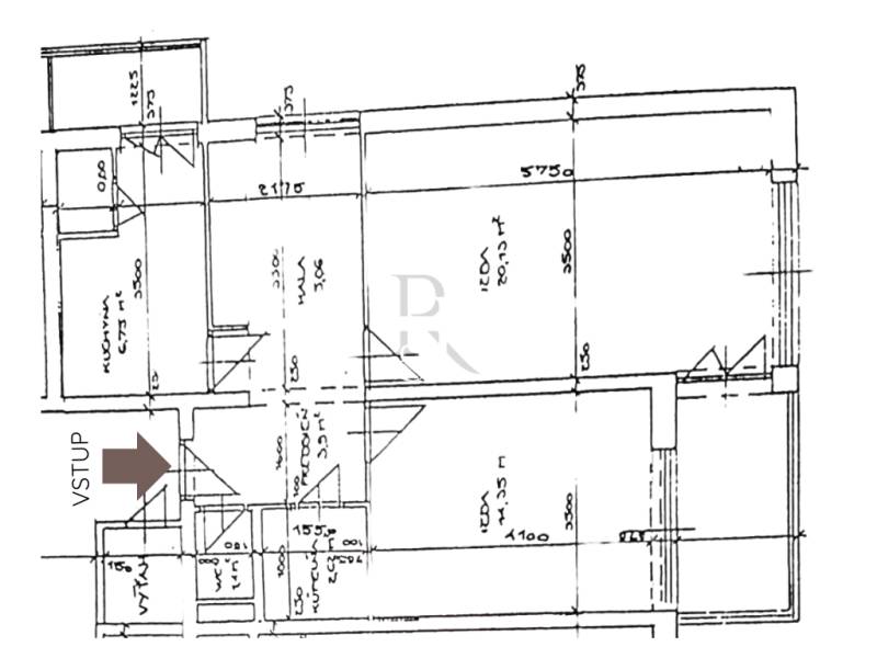 Floor plan of a 2-room apartment with a kitchen, a room, and an entrance area.