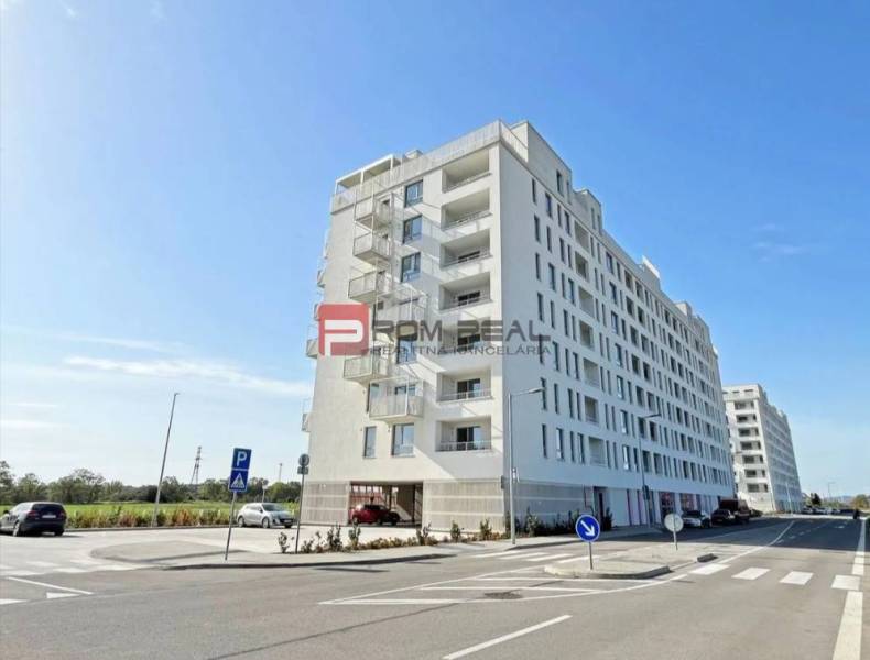 The apartment building on Labutia Street, Bratislava V, offers 2-room apartments with balconies.