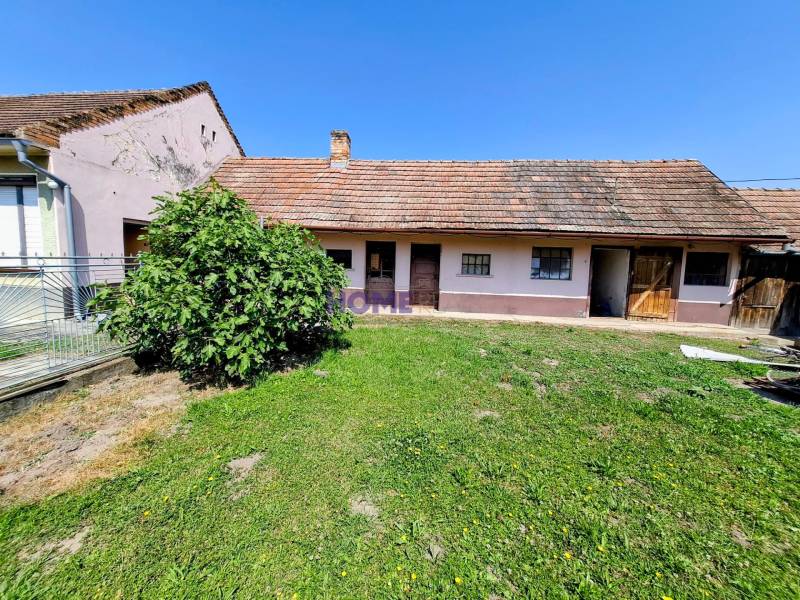 A family house with a garden in Čierna Voda on Čierna Voda Street, Residential plots.