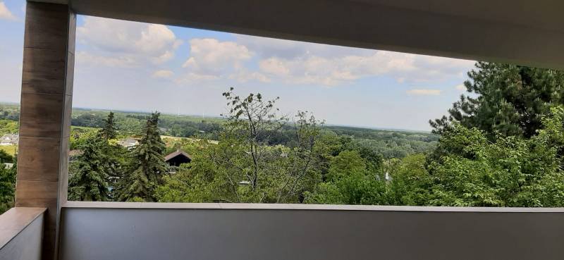 View from the villa to the greenery and sky in Hainburg an der Donau.