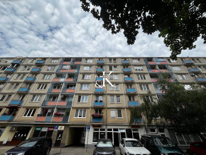 Apartment building with commercial spaces on Hronského in Bratislava - Nové Mesto.
