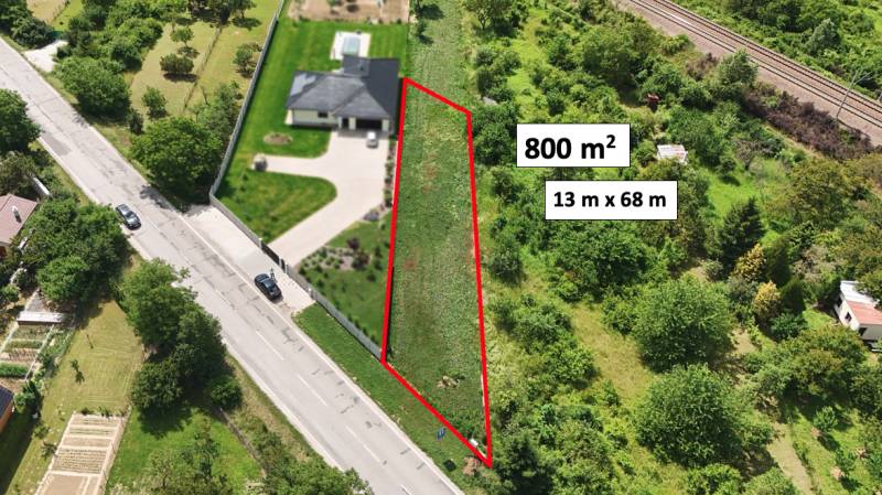 Building plot in Nové Mesto nad Váhom, size 800 m², next to a house.